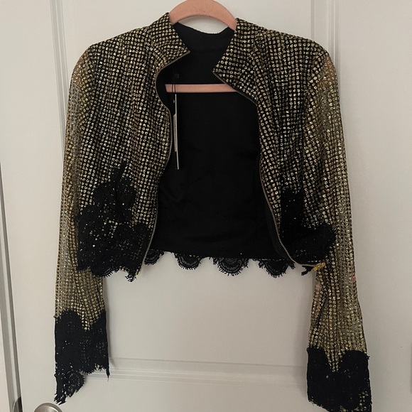 Elegant Black and Gold glitter Women's Crop top - Picture 6 of 7